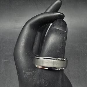 Men's Tungsten Carbide Ring Size 12.5